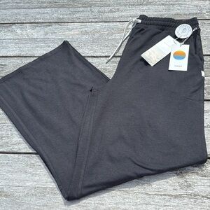 Vuori Black Wide Leg Pants